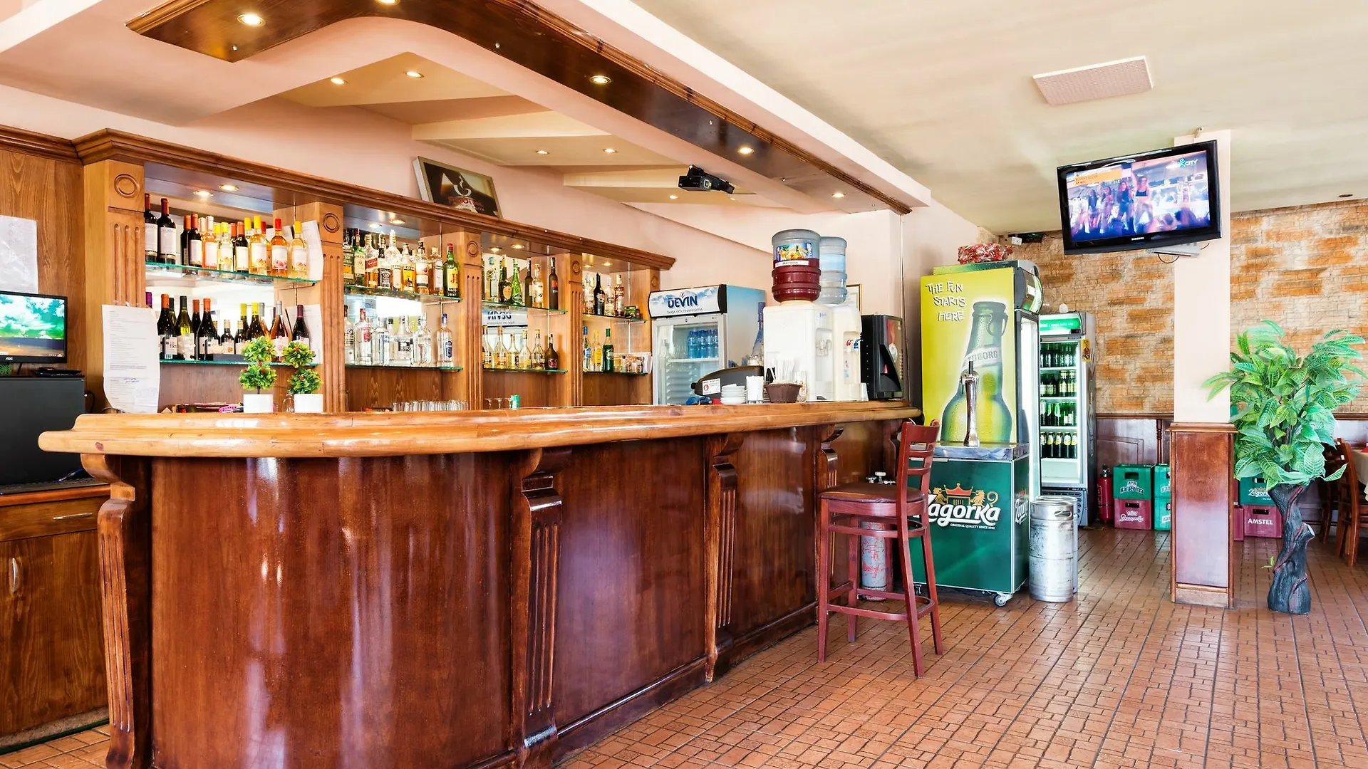 Avenue Hotel Burgaz 3*,